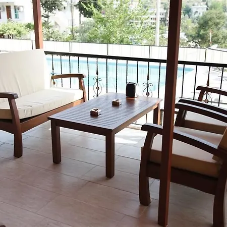 Apollon Otel 2*